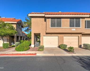 1633 E Lakeside Drive - Photo Thumbnail 1