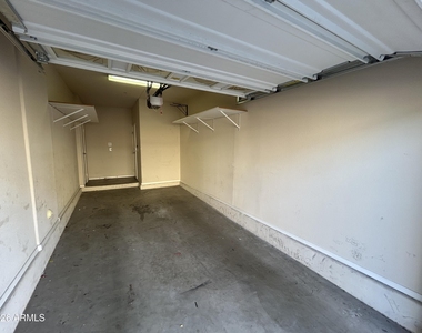 2725 E Mine Creek Road - Photo Thumbnail 14
