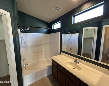2725 E Mine Creek Road - Photo Thumbnail 7