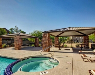 2725 E Mine Creek Road - Photo Thumbnail 18