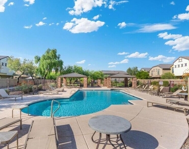 2725 E Mine Creek Road - Photo Thumbnail 16