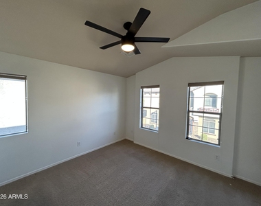 2725 E Mine Creek Road - Photo Thumbnail 6