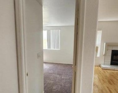 1561 W Cindy Street - Photo Thumbnail 6