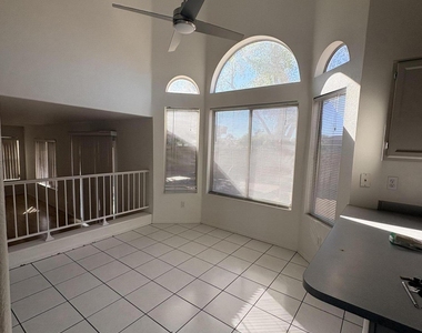 1561 W Cindy Street - Photo Thumbnail 2