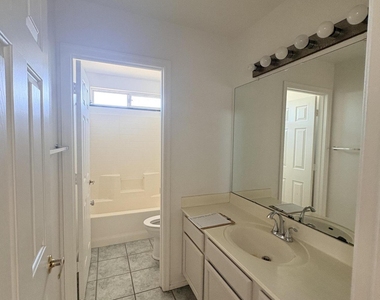 1561 W Cindy Street - Photo Thumbnail 18