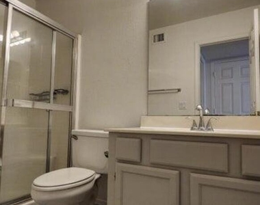 1561 W Cindy Street - Photo Thumbnail 9