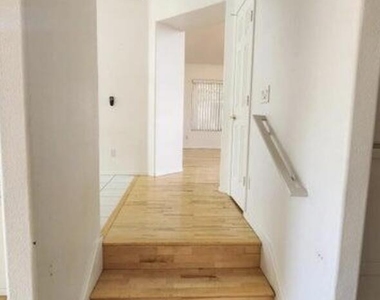 1561 W Cindy Street - Photo Thumbnail 5