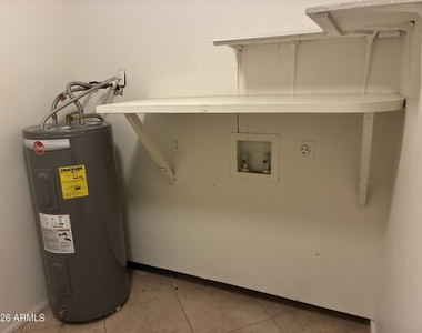 6009 W Townley Avenue - Photo Thumbnail 20