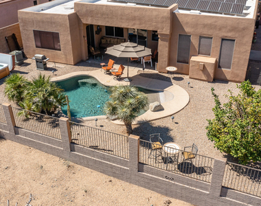 6037 W Robin Lane - Photo Thumbnail 38