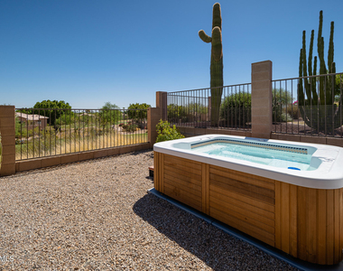 6037 W Robin Lane - Photo Thumbnail 24