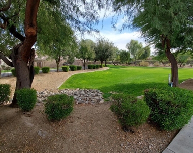 15502 N Hidden Valley Lane - Photo Thumbnail 24