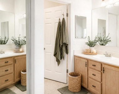 15502 N Hidden Valley Lane - Photo Thumbnail 11