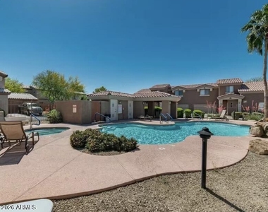 15502 N Hidden Valley Lane - Photo Thumbnail 4