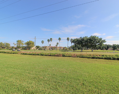 4692 Lucerne Lakes Boulevard E - Photo Thumbnail 1