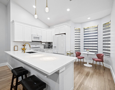 8292 Waterline Drive - Photo Thumbnail 1
