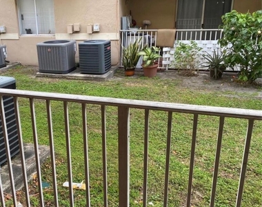 7835 W 30th Court - Photo Thumbnail 9