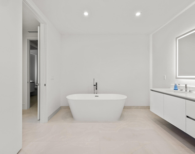 220 Lake Shore Drive - Photo Thumbnail 19
