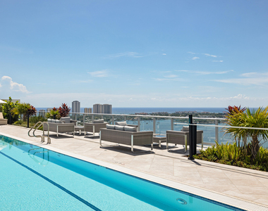 220 Lake Shore Drive - Photo Thumbnail 39