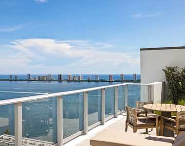 220 Lake Shore Drive - Photo Thumbnail 44