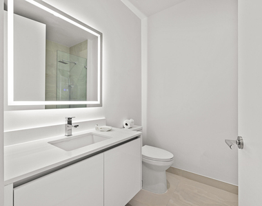 220 Lake Shore Drive - Photo Thumbnail 15