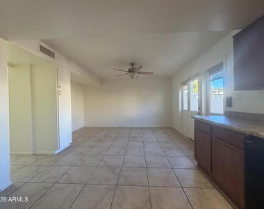 4809 S Mill Avenue - Photo Thumbnail 21