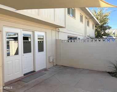 4809 S Mill Avenue - Photo Thumbnail 14