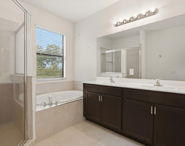 10021 W Villa Circle - Photo Thumbnail 18