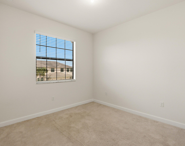 10021 W Villa Circle - Photo Thumbnail 21