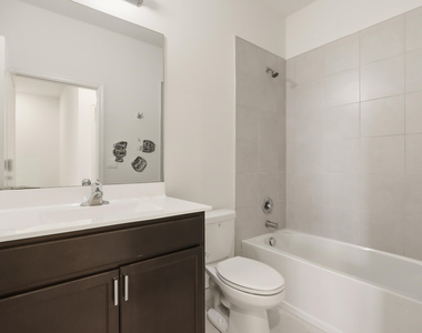 10021 W Villa Circle - Photo Thumbnail 22