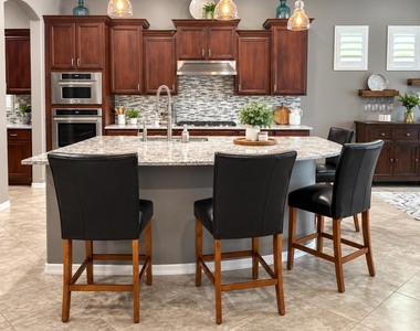4210 N Potomac Drive - Photo Thumbnail 9