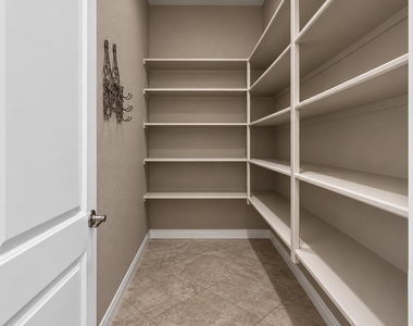4210 N Potomac Drive - Photo Thumbnail 15