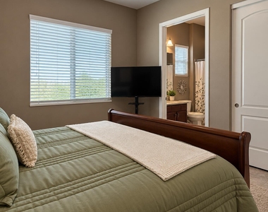 4210 N Potomac Drive - Photo Thumbnail 28