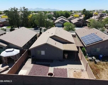 13726 W Peck Drive - Photo Thumbnail 11