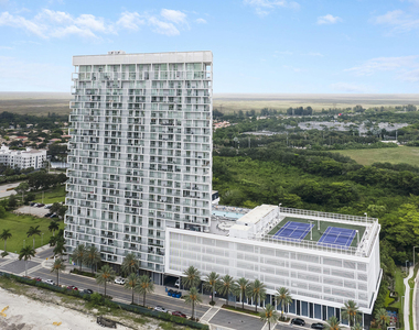 2000 Metropica Way - Photo Thumbnail 20