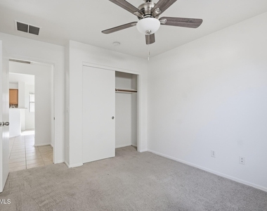 29843 W Clarendon Avenue - Photo Thumbnail 18