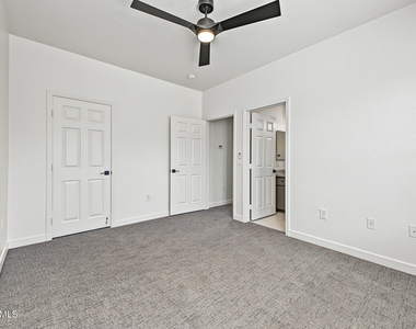14250 W Wigwam Boulevard - Photo Thumbnail 22
