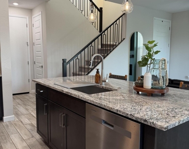 21083 N 58th Way - Photo Thumbnail 1