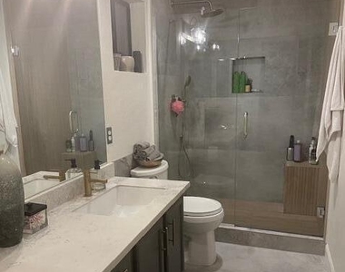 2647 N Miller Road - Photo Thumbnail 7