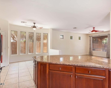 3731 E Fruitvale Avenue - Photo Thumbnail 9