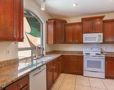 3731 E Fruitvale Avenue - Photo Thumbnail 8