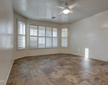 13643 W Country Gables Drive - Photo Thumbnail 26