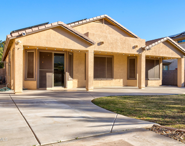 13643 W Country Gables Drive - Photo Thumbnail 31
