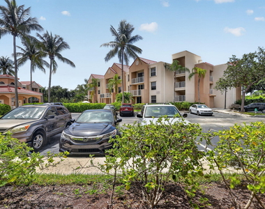 2731 Ocean Club Boulevard - Photo Thumbnail 1