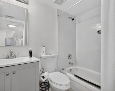 2731 Ocean Club Boulevard - Photo Thumbnail 12