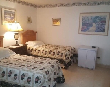 2800 N Ocean Drive - Photo Thumbnail 9