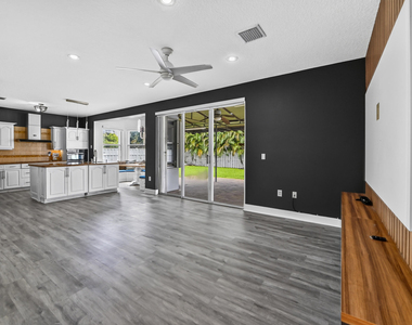 4065 Sw 152nd Avenue - Photo Thumbnail 17