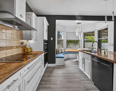 4065 Sw 152nd Avenue - Photo Thumbnail 20