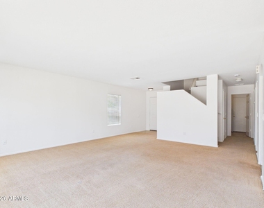 1661 W Harding Avenue - Photo Thumbnail 5