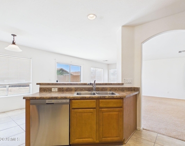 1661 W Harding Avenue - Photo Thumbnail 8