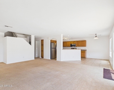 1661 W Harding Avenue - Photo Thumbnail 4